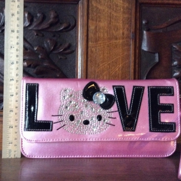 Hello Kitty Loungefly Barbie Pink Metallic Rhinestone Love Wristlet Clutch - Picture 4 of 16
